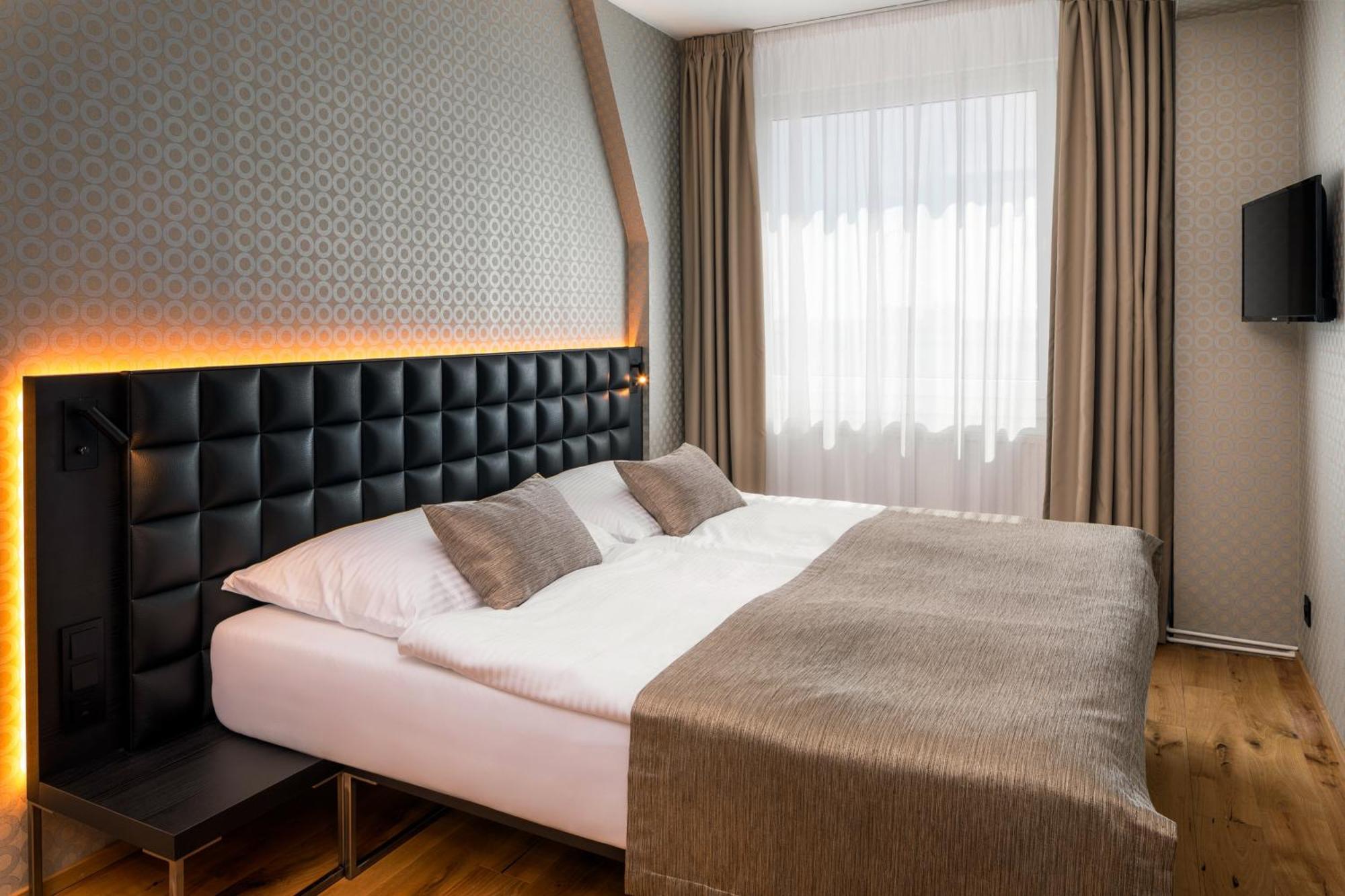 Aida Hotel